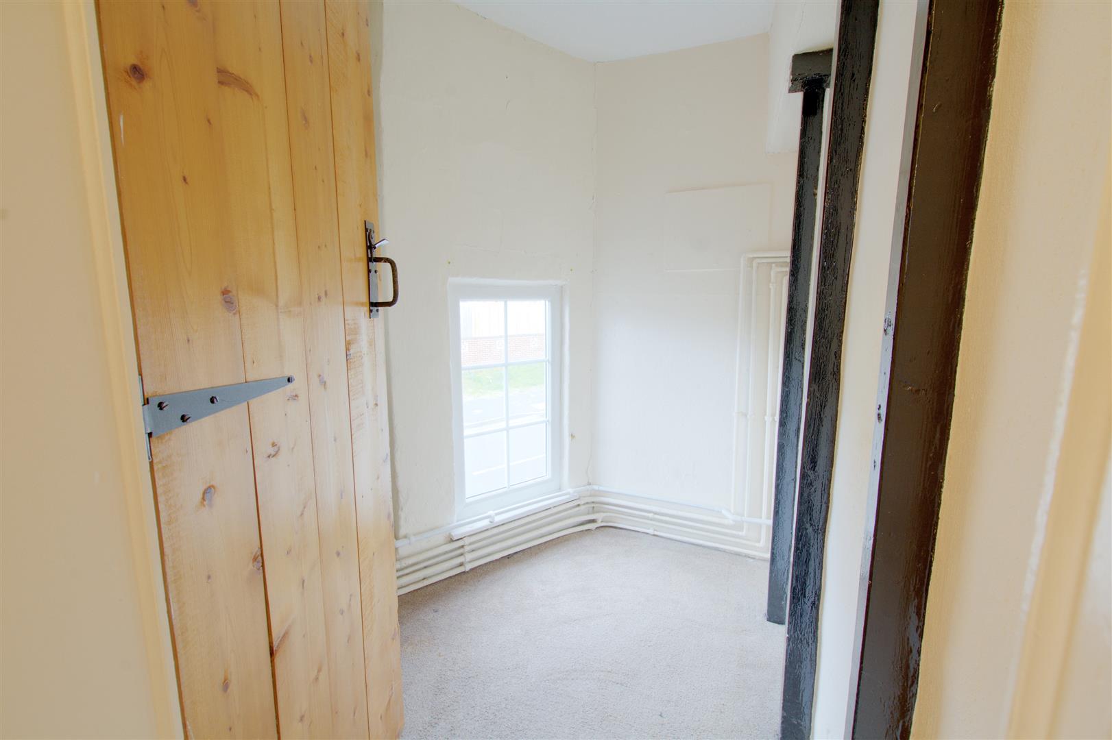 Main Street, Calverton, Nottingham Robert Ellis Estate Agents